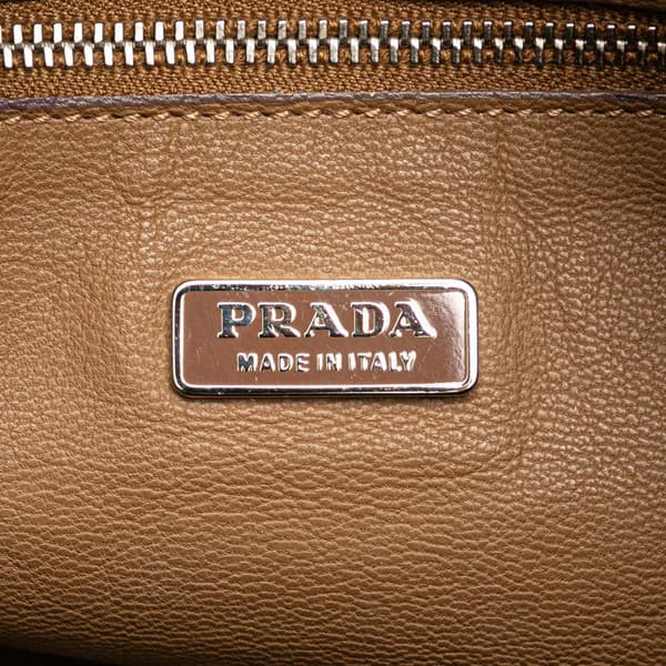 Pre-owned Prada Vitello Daino Handbag Brown