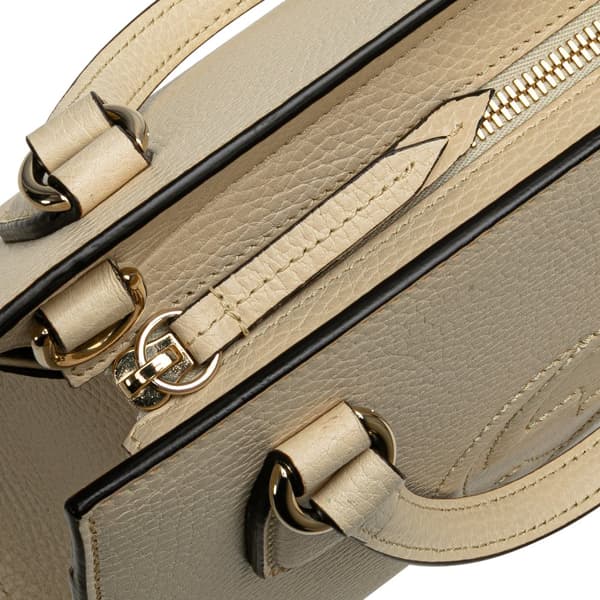Pre-owned Gucci Medium Dollar Calf Soho Satchel White