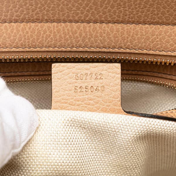 Pre-owned Gucci Medium Leather Soho Top Handle Convertible Tote Brown