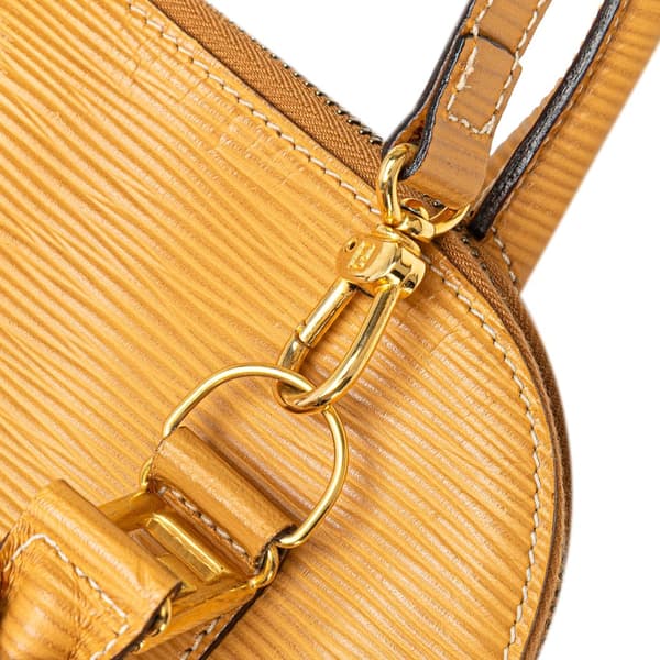 Pre-owned Fendi Leather Top Handle Bag Yellow
