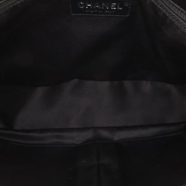 Pre-owned Chanel Bicolor Tweed and Nylon Astronaut Essentials Flap Black