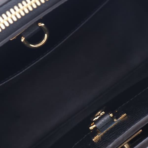Pre-owned Louis Vuitton Taurillon City Steamer PM Black