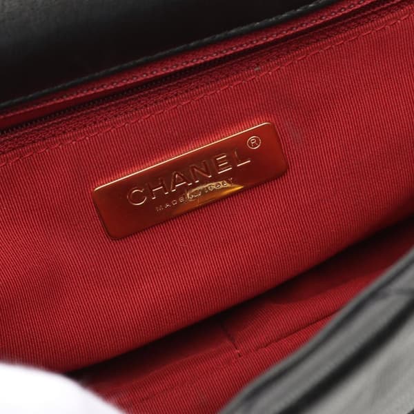 Pre-owned Chanel Medium Lambskin 19 Flap Black