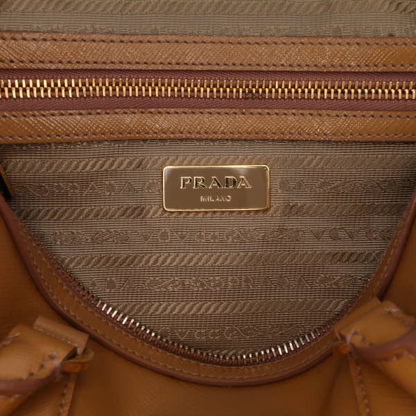 Pre-owned Prada Saffiano Vernice Satchel Brown