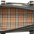 Miniatyrbild 4 av 10: Pre-owned Burberry Leather Handbag Black