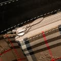 Miniatyrbild 6 av 10: Pre-owned Burberry Leather Handbag Black