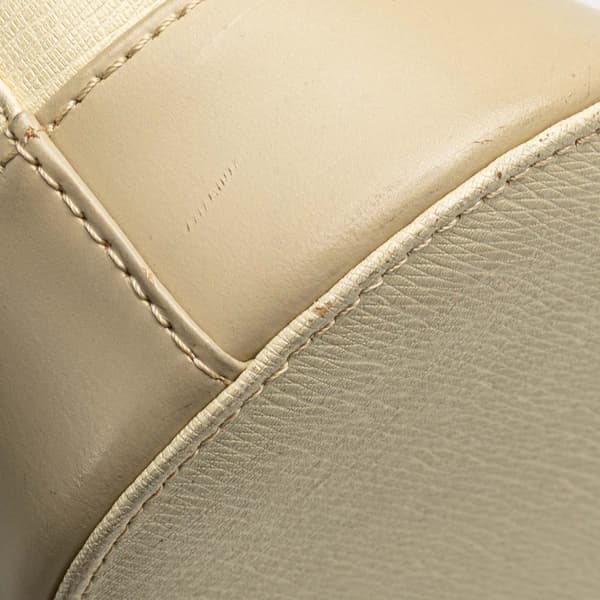 Pre-owned Burberry Leather Handbag White
