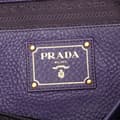 Miniatyrbild 5 av 10: Pre-owned Prada Vitello Daino Side Zip Convertible Tote Purple