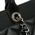 Miniatyrbild 8 av 10: Pre-owned Chanel Quilted Aged Calfskin Be CC Shopper Tote Black