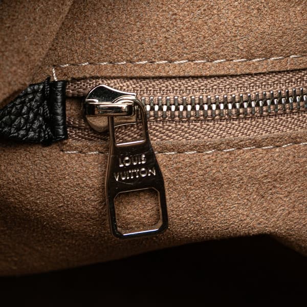 Pre-owned Louis Vuitton Monogram Mahina Babylone Chain BB Black