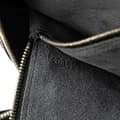 Miniatyrbilde 6 av 10: Pre-owned Louis Vuitton Epi Pont Neuf PM Black