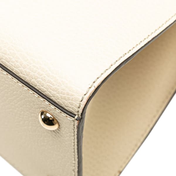 Pre-owned Gucci Medium Dollar Calf Soho Satchel White