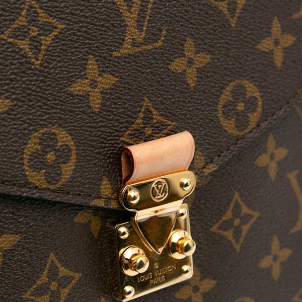 Pre-owned Louis Vuitton Monogram Pochette Metis Brown