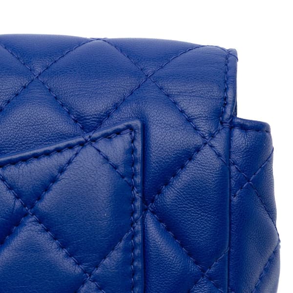 Pre-owned Chanel CC Quilted Lambskin Zip Vanity Flap Blue