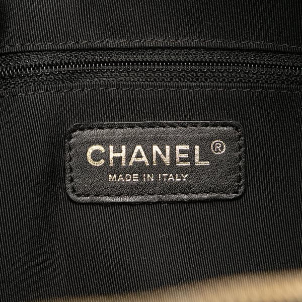 Pre-owned Chanel CC Quilted Caviar Bowling Bag Black