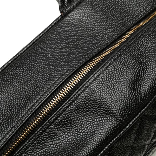 Pre-owned Chanel CC Quilted Caviar Bowling Bag Black
