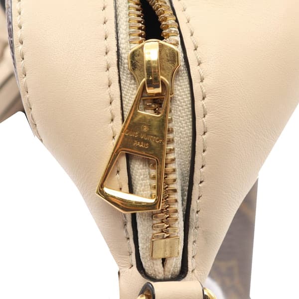 Pre-owned Louis Vuitton Monogram Saintonge Brown