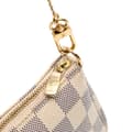 Miniatyrbild 6 av 8: Pre-owned Louis Vuitton Damier Azur Mini Pochette Accessoires White