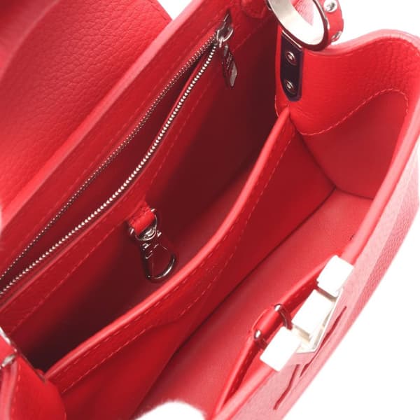 Pre-owned Louis Vuitton Taurillon Capucines BB Red