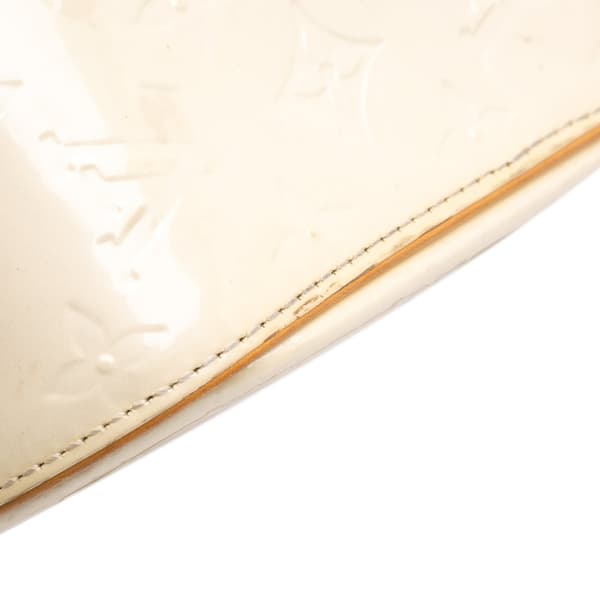 Pre-owned Louis Vuitton Monogram Vernis Summit Drive White