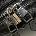 Miniatyrbilde 8 av 10: Pre-owned Louis Vuitton Monogram Mahina Selene PM Black
