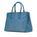Miniatyrbillede 2 af 9: Pre-owned Prada Medium Saffiano Lux Galleria Double Zip Satchel Blue