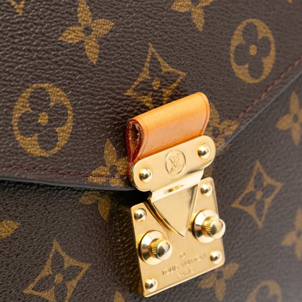 Pre-owned Louis Vuitton Monogram Pochette Metis Brown