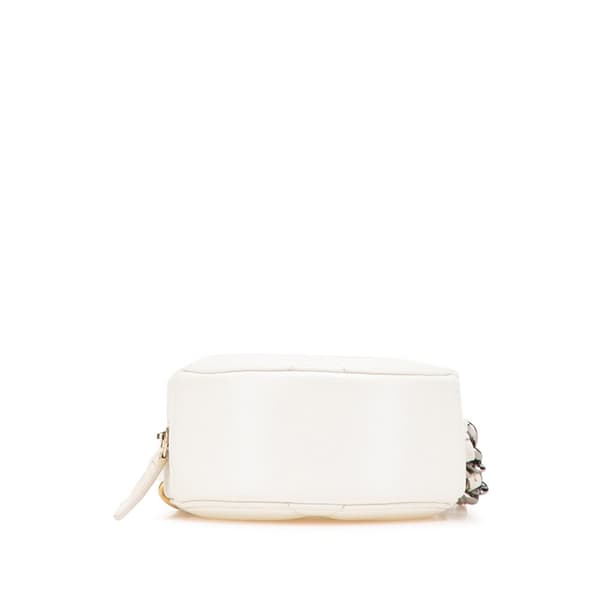 Pre-owned Chanel Lambskin 19 Round Clutch with Chain White