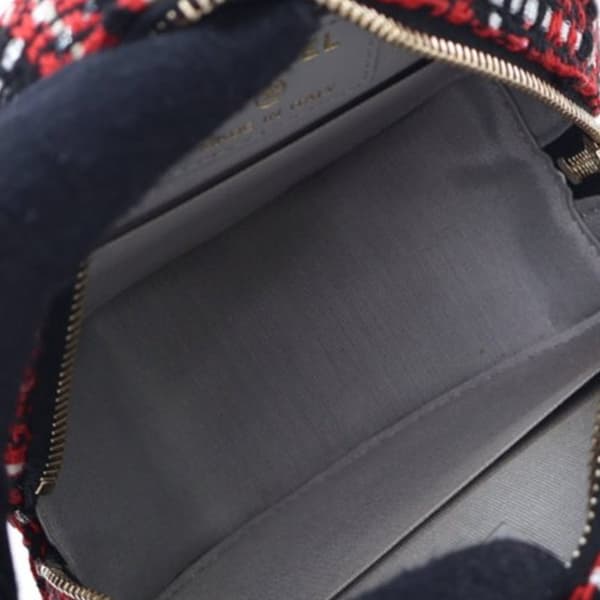 Pre-owned Chanel Tweed 19 Round Clutch with Chain Red