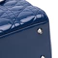 Miniatyrbild 6 av 10: Pre-owned Dior Medium Patent Cannage Lady Dior Blue