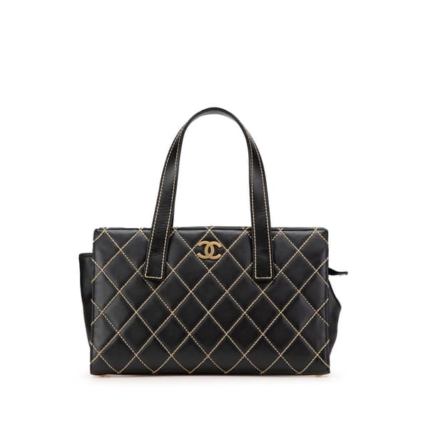 Pre-owned Chanel CC Lambskin Wild Stitch Handbag Black