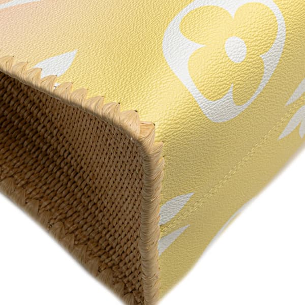 Pre-owned Louis Vuitton Monogram Giant By The Pool Okinawa OnTheGo GM Pink