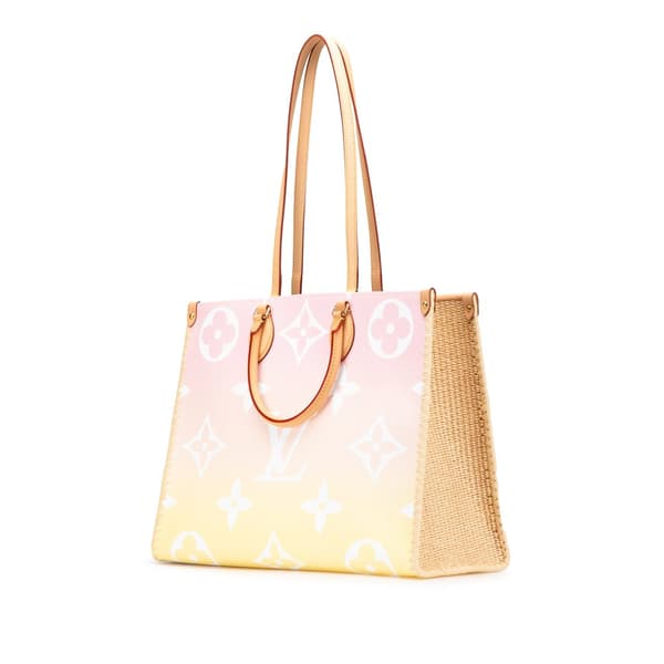 Pre-owned Louis Vuitton Monogram Giant By The Pool Okinawa OnTheGo GM Pink