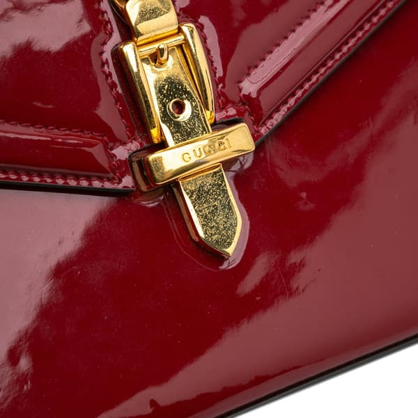 Pre-owned Gucci Mini Patent Sylvie 1969 Top Handle Bag Red