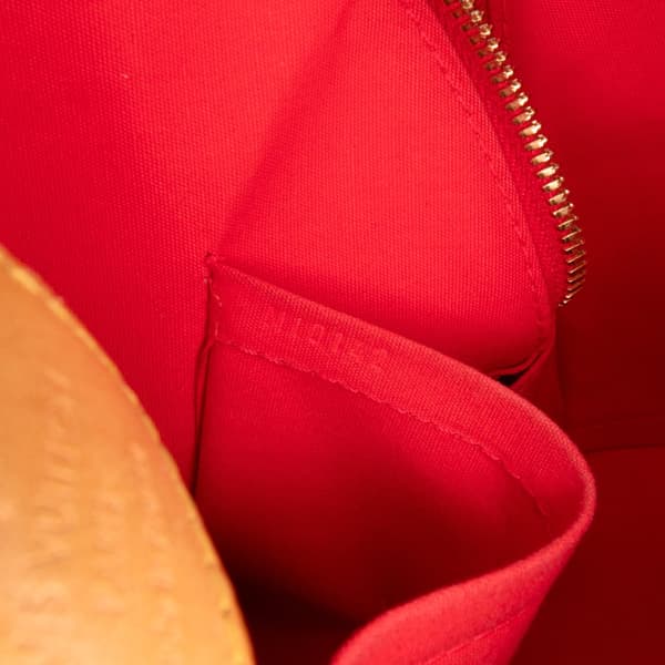Pre-owned Louis Vuitton Monogram Vernis Alma PM Red
