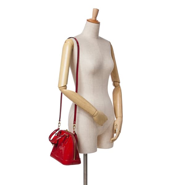 Pre-owned Louis Vuitton Monogram Vernis Alma BB Red