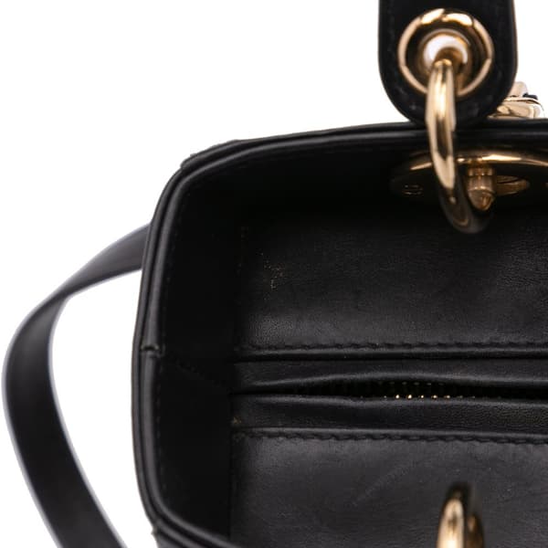 Pre-owned Dior Medium Calfskin Pockets Lady Dior Black