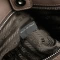 Miniatyrbilde 6 av 10: Pre-owned Prada Soft Calf Satchel Brown