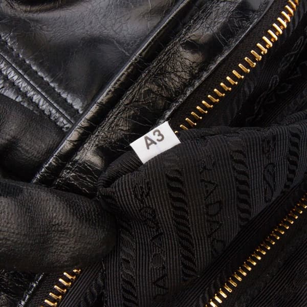 Pre-owned Prada Large Shiny Calfskin Bonnie Satchel Black