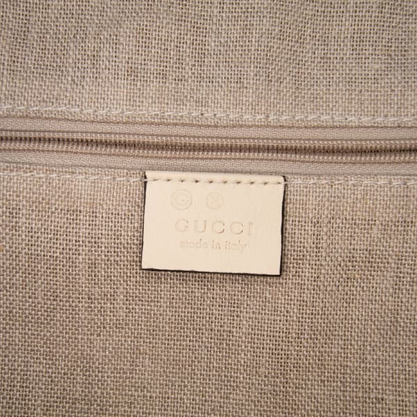 Pre-owned Gucci Medium Microguccissima Dome Satchel White