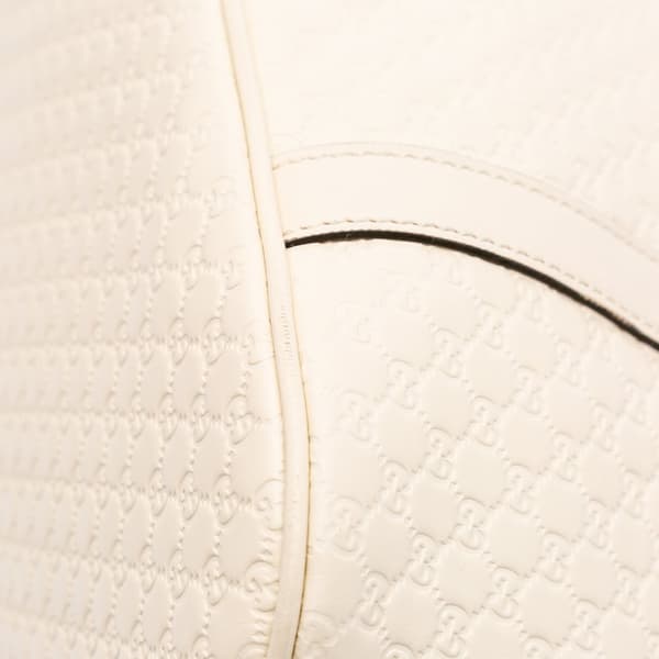 Pre-owned Gucci Medium Microguccissima Dome Satchel White