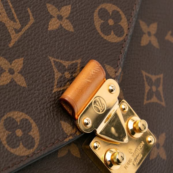 Pre-owned Louis Vuitton Monogram Pochette Metis Brown