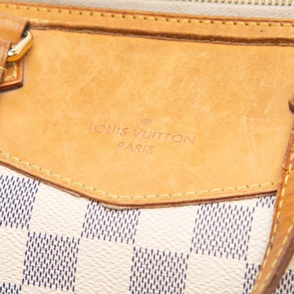 Pre-owned Louis Vuitton Damier Azur Siracusa GM White