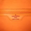 Miniatyrbild 5 av 10: Pre-owned Louis Vuitton Epi Soufflot Orange