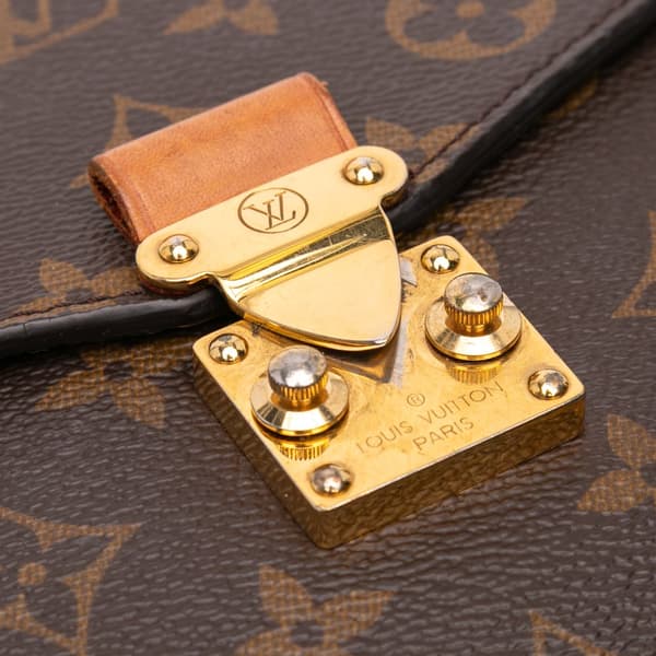 Pre-owned Louis Vuitton Monogram Pochette Metis Brown