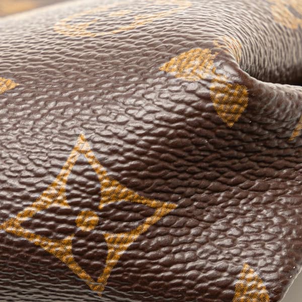 Pre-owned Louis Vuitton Monogram Pallas Clutch Brown