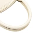 Miniatyrbild 9 av 10: Pre-owned Louis Vuitton Epi Lockit Vertical White