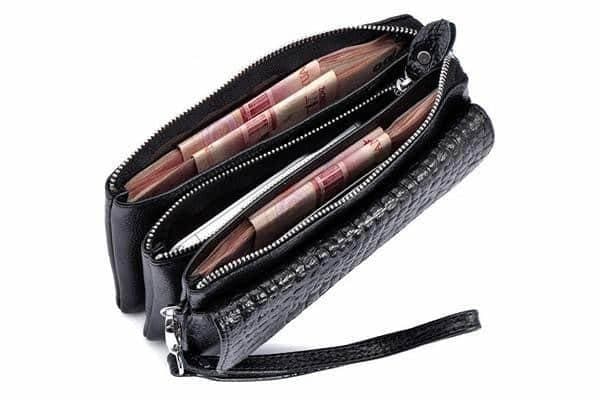 Clutch/väska med axel- och handtag