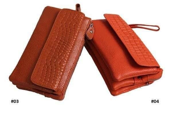 Clutch/väska med axel- och handtag