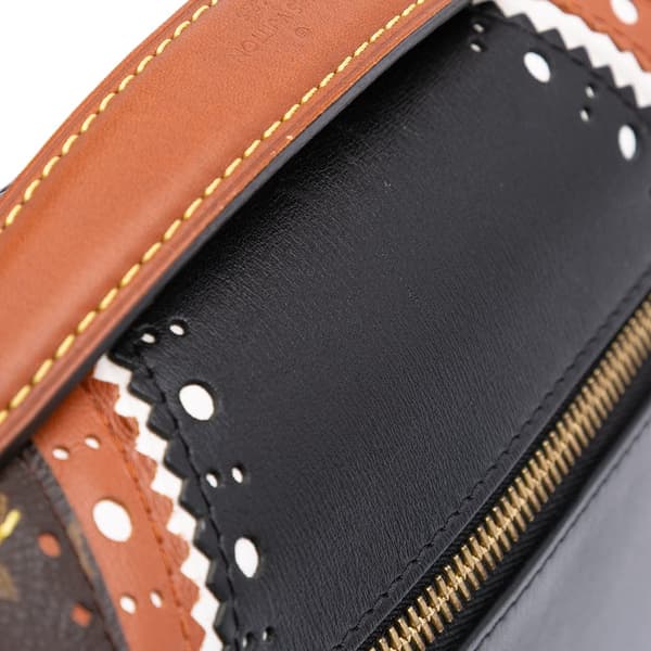 Pre-owned Louis Vuitton Monogram Brogue Pochette Metis Brown